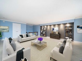 829 Harmon Cove Tower, Secaucus, NJ