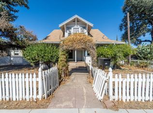 224 W G St, Oakdale, CA 95361