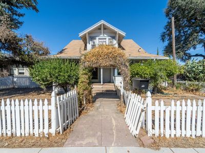 224 W G St, Oakdale, CA, 95361