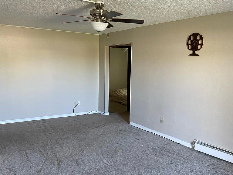 4460 S Poplar St #102 — Photo 13