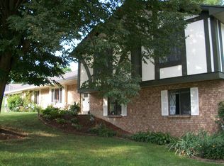 7701 Franciscan Ct, Dayton, OH 45459