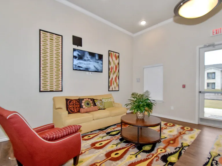 Cayetano Villas of Lavernia — Photo 13