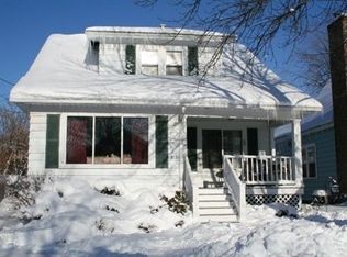 817 Catherine St, Green Bay, WI 54301