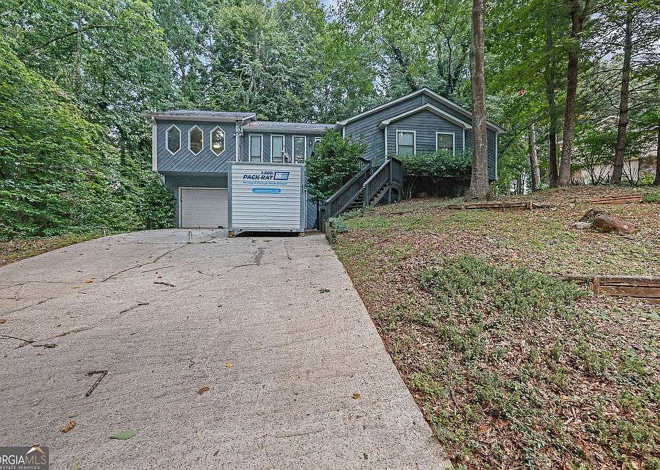 1st image of 2721 Pine Cone Ln