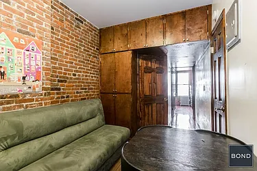Rented by Bond New York