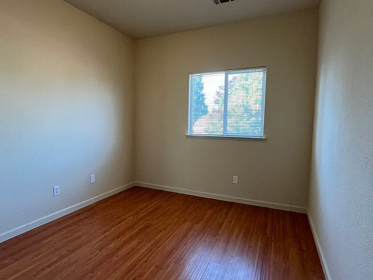 3598 Iron Canyon Cir — Photo 19