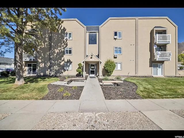 5600 Meadow Ln #108 — Photo 1