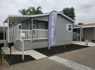 415 N Akers Rd #9, Visalia, CA 93291