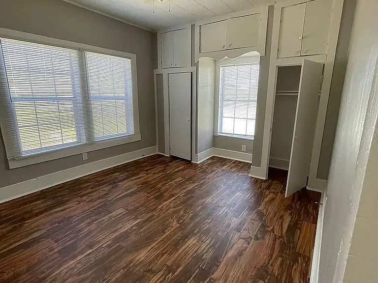1503 Link Ave — Photo 11