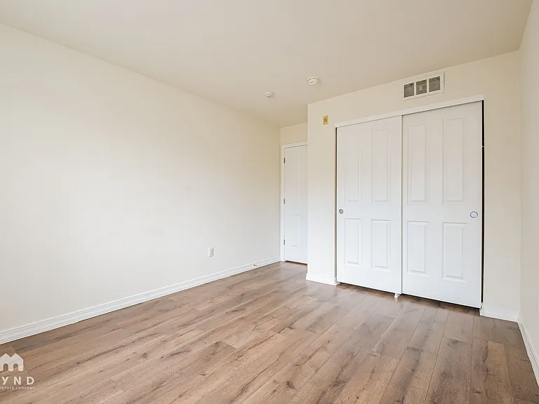 805 Summer Hawk Dr #Y146 — Photo 17