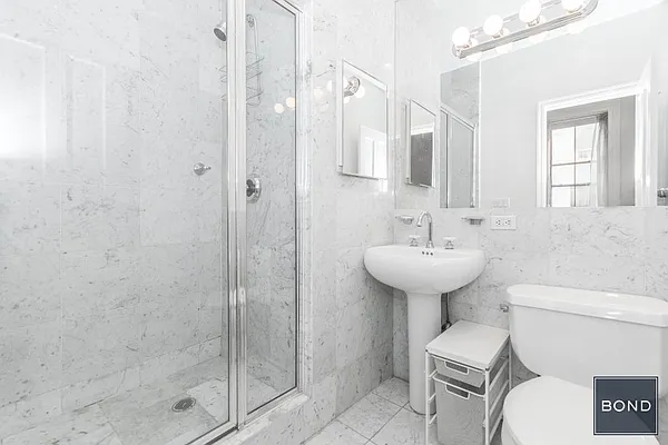 Rented by Bond New York | media 34