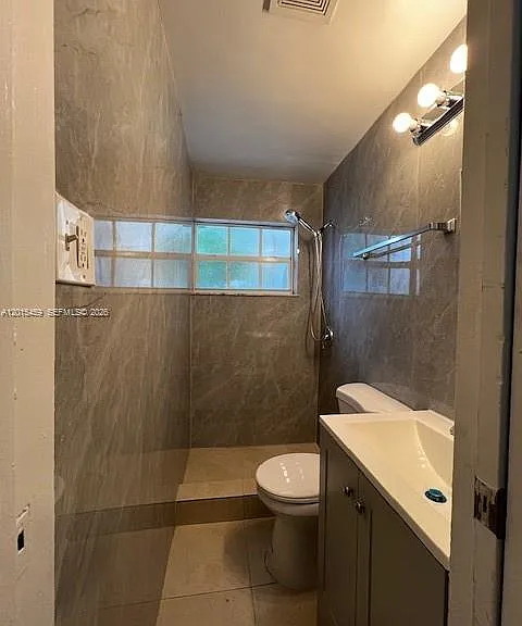 732 Moffett St #4A — Photo 15