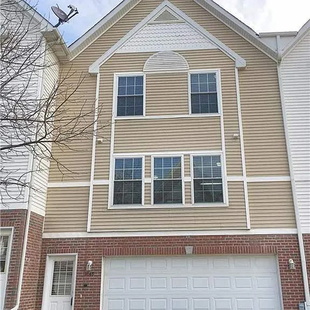 2-Bedroom Townhouse Available for Rent! — Photo 1
