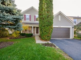 1054 Shoreline Dr, Aurora, IL 60504