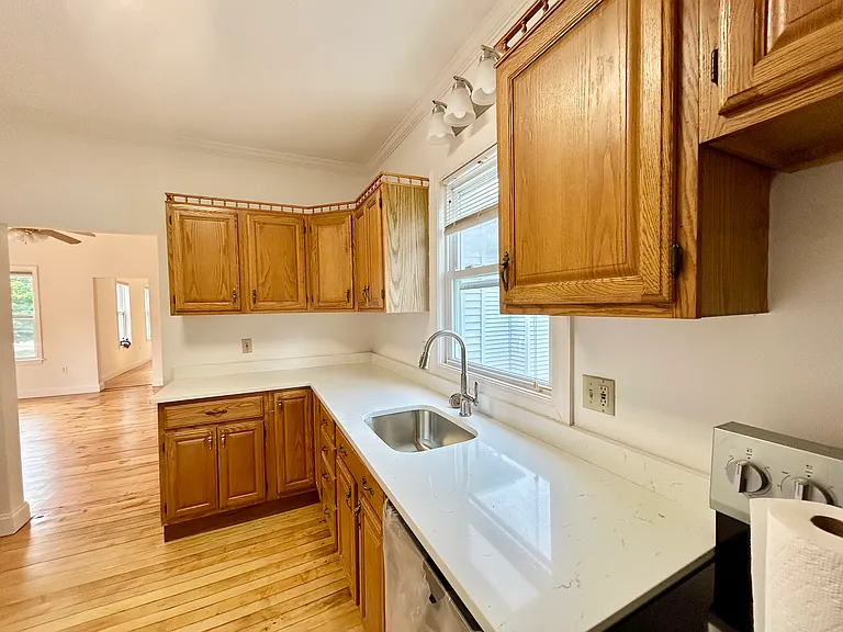 New Quartz countertops
