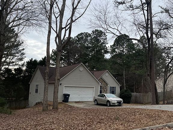 3rd image of 1631 Timber Heights Dr