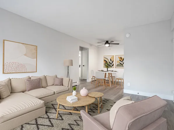 The Madison, 2341 Madison Rd #207, Cincinnati, OH 45208