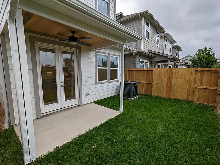 4915 Fisk St — Photo 38