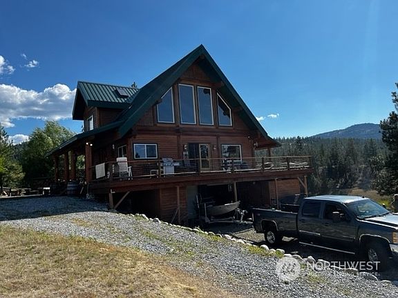 3rd image of 3 Long Lakevue Drive
