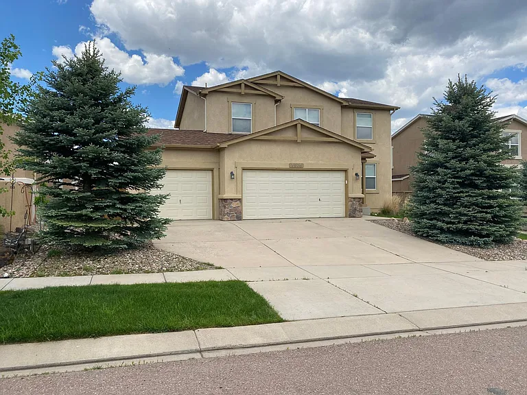 7976 Mount Hayden Dr — Photo 2