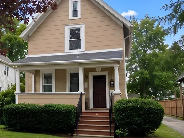 33 Lydia St, Binghamton, NY 13905