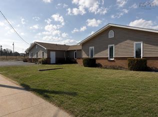507 King St, Cape Breton, NS B1H3Y8