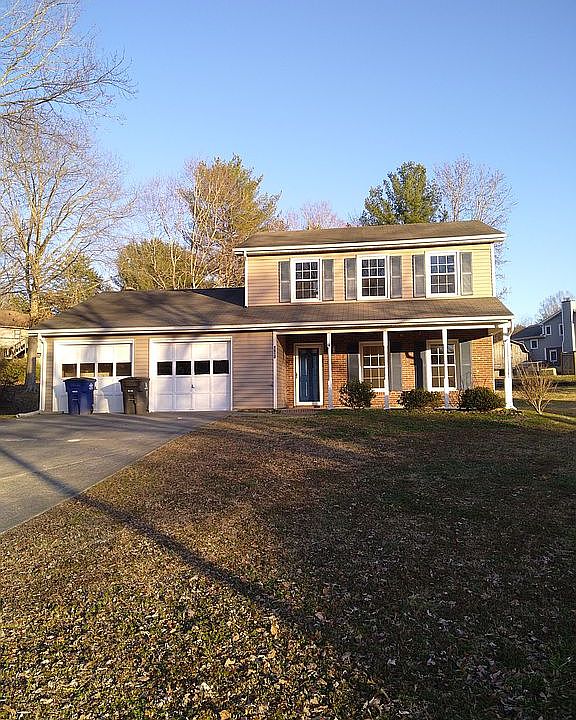 Cul-de-sac home