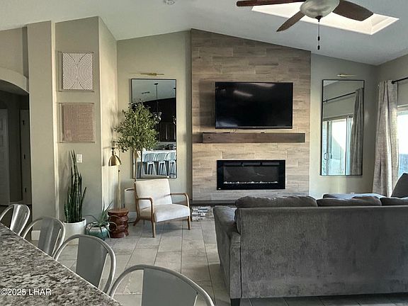 4th image of 3593 Hollister Dr