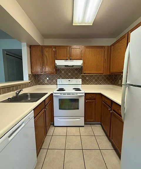 5705 W Atlantic Pl #204 — Photo 6
