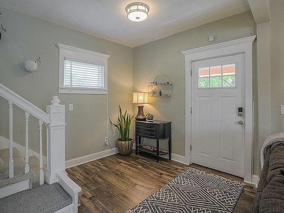 5th image of 4522 Tracy Ave