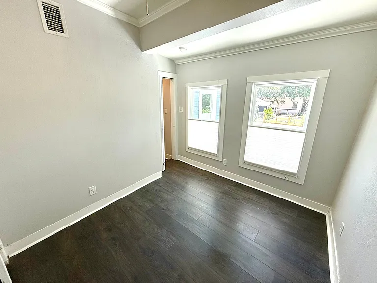 804 Dawson St — Photo 35