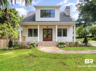 411 Miller Ave, Fairhope, AL 36532