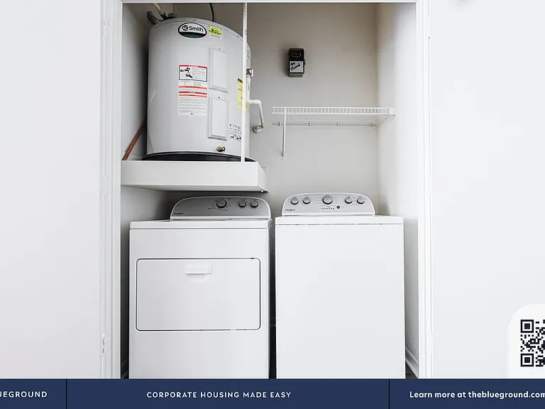Washer/Dryer in Apartment