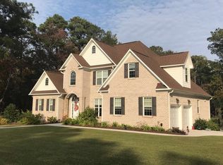 117 Pine Bluff Rd, Swansboro, NC 28584