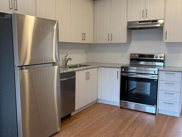 15100 Yonge St #211 — Photo 14