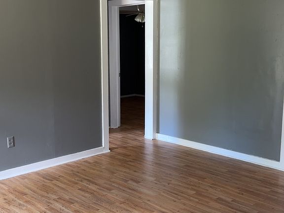 4th image of 1512 N 4th St