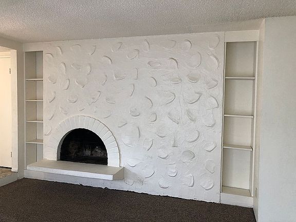 3rd image of 2525 N St APT 4