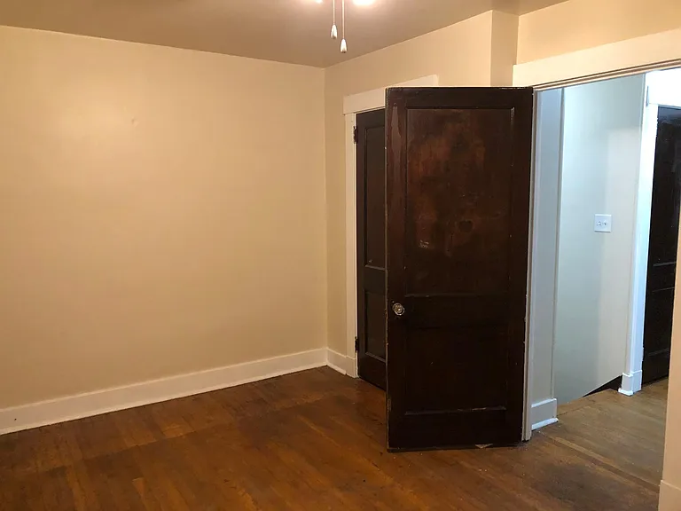 3559 Beechwood Blvd — Photo 9