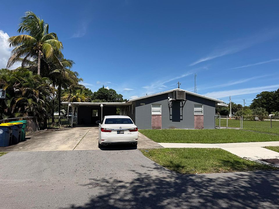 1st image of 4041 SW 52ND Street