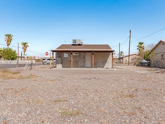 3rd image of 14018 N LUNA Street