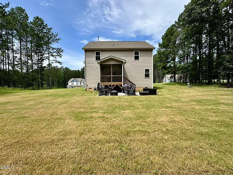 924 Weatherby Ln — Photo 29