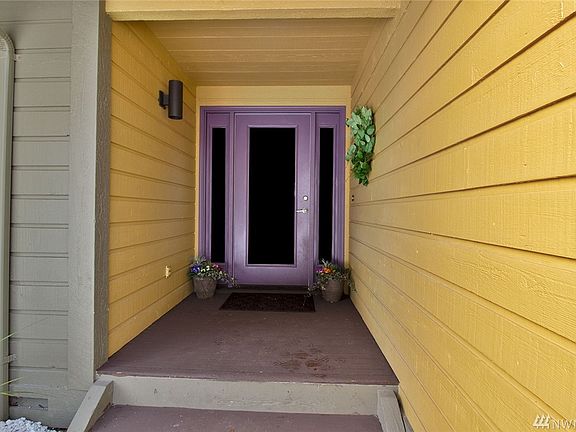 2nd image of 2740 NE Rosalie Pl