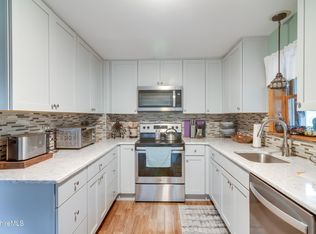 303 Onota St, Pittsfield, MA 01201