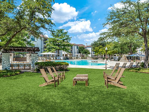 Halston on Frankford Community