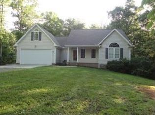 3900 Chucks Ct, Burlington, NC 27215