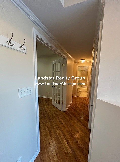 1st image of 2053 W Summerdale Ave APT 2N