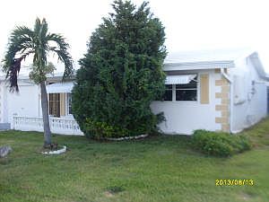 4th image of 2960 NW 1st Ave