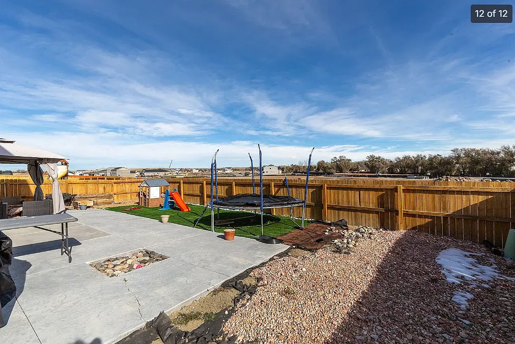 4 bed, 3083 sqft, $2,850 — Photo 3