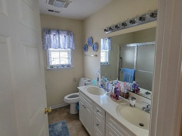2018 Heritage Ln — Photo 18