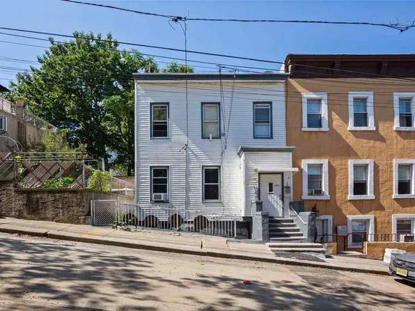205 Thorne St, Jersey City, NJ 07307